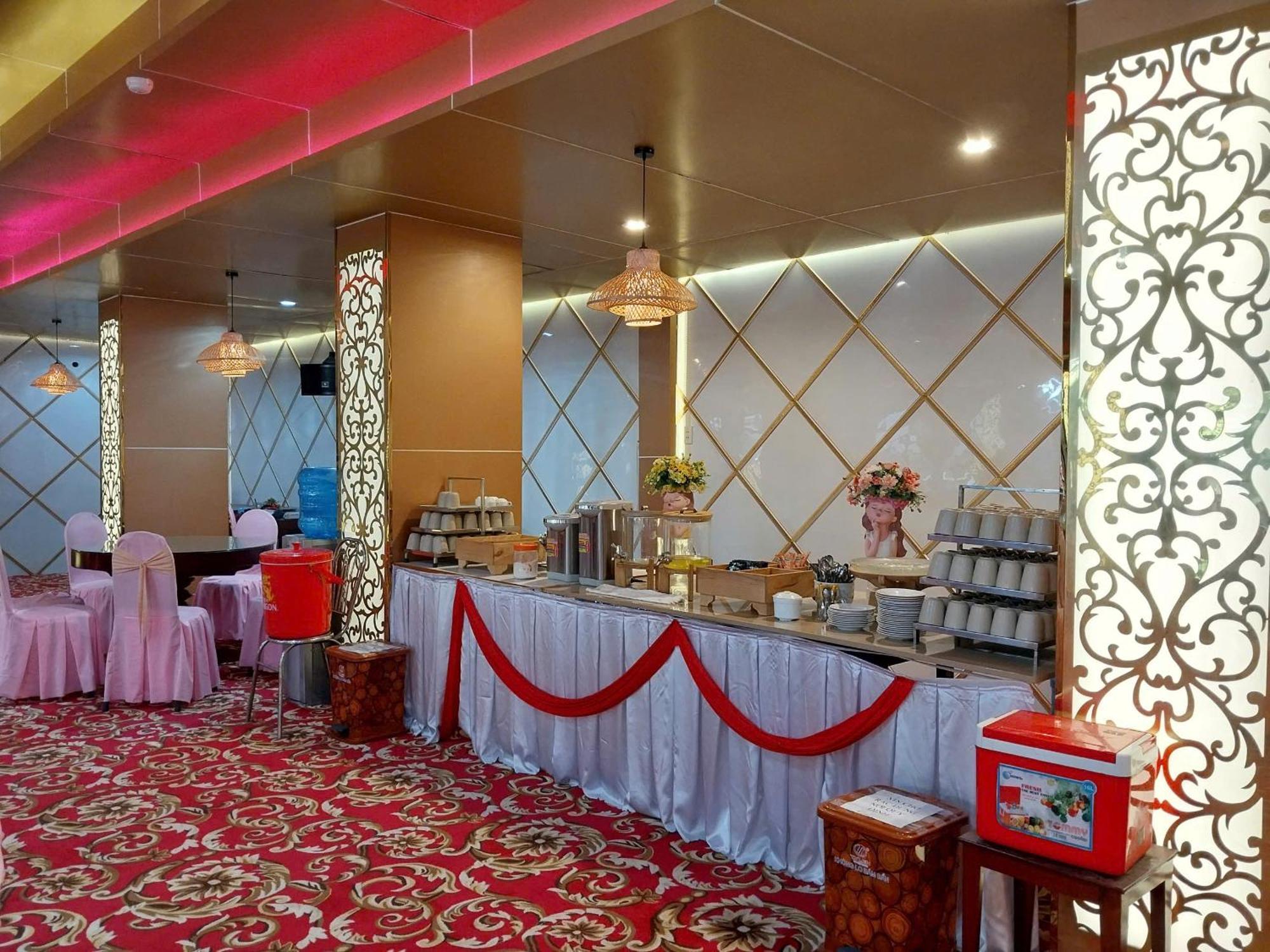 Nhat Quy Hotel Tây Ninh Екстериор снимка