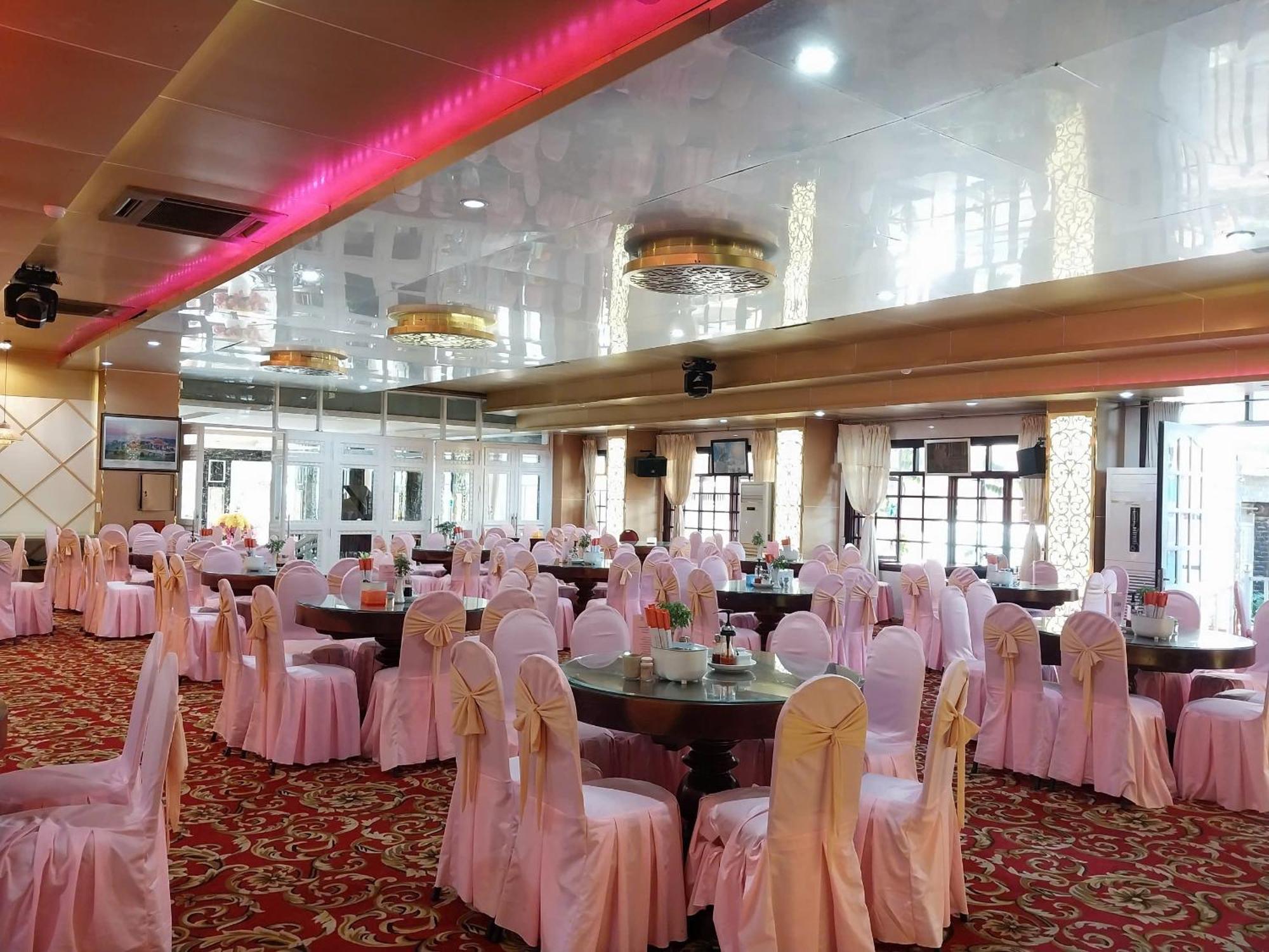 Nhat Quy Hotel Tây Ninh Екстериор снимка