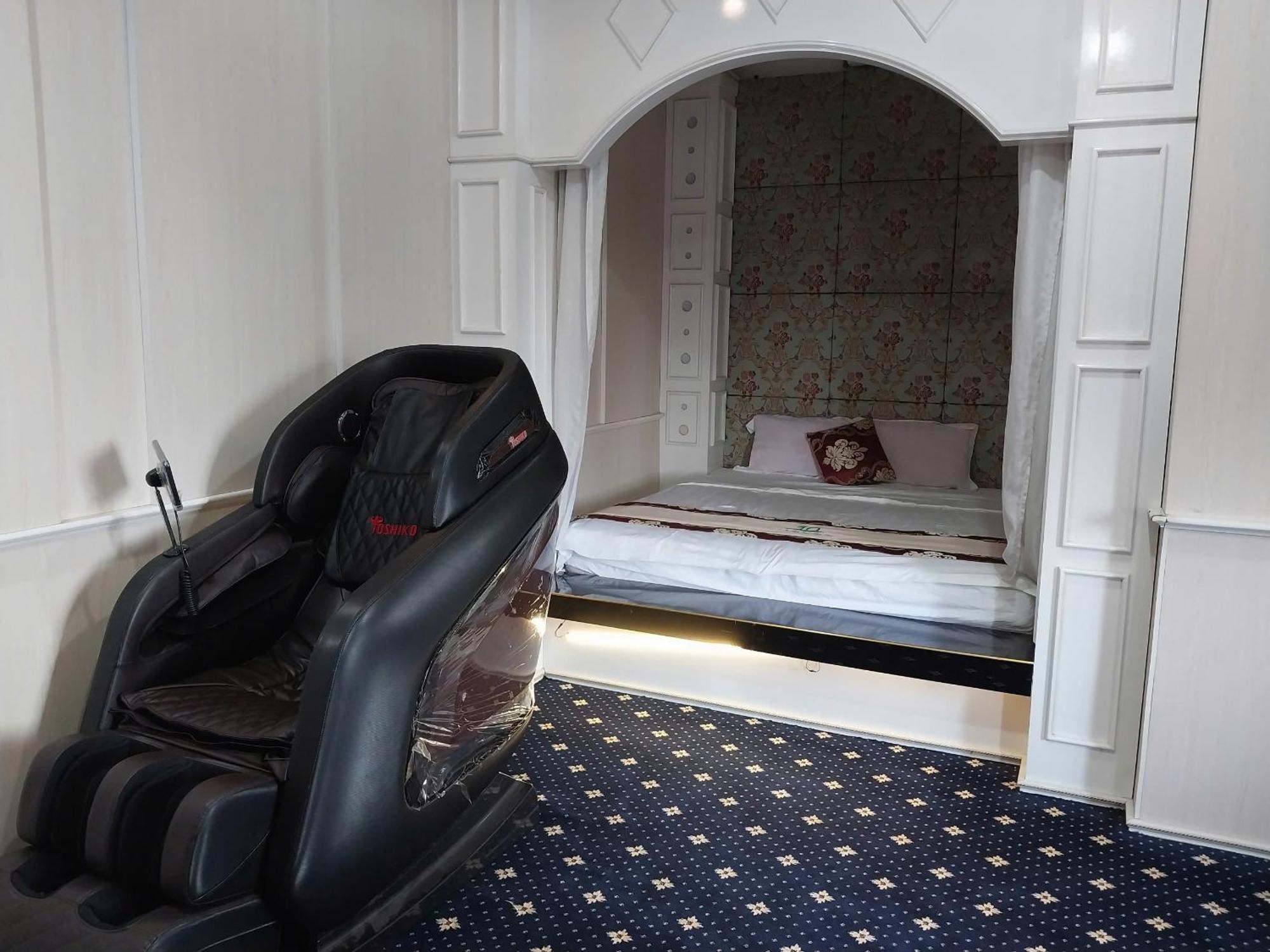 Nhat Quy Hotel Tây Ninh Екстериор снимка